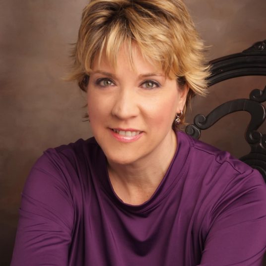 Dianna M. - professional English (American) voice over talent at Voice Crafters